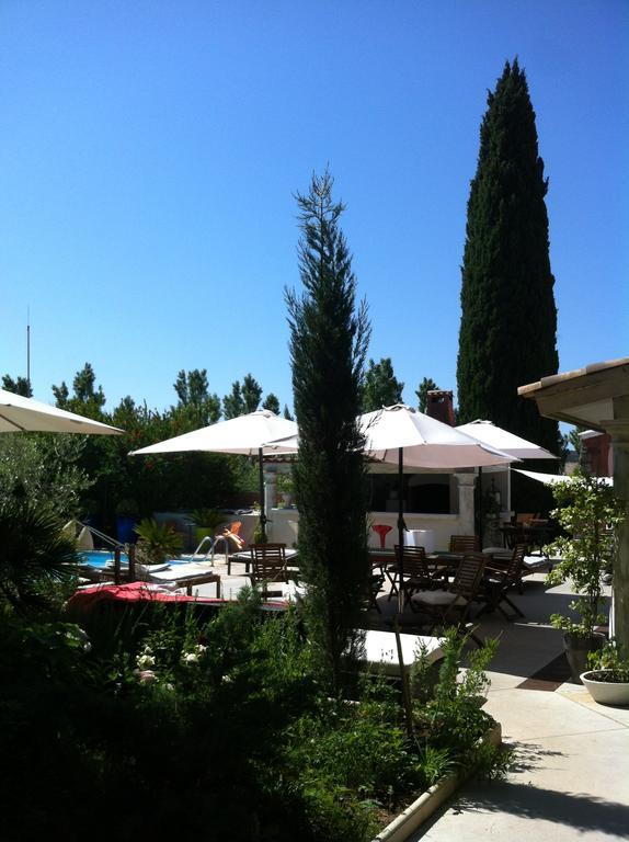 Au Mas Saint Pierre Hotel Pignans Exterior photo